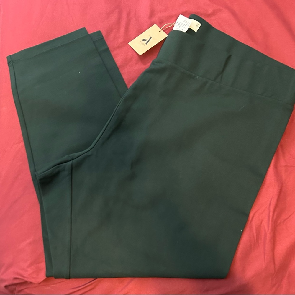 NWT 3XL hunter green structured legging.